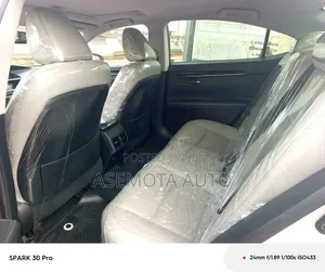 Lexus ES 2013 Silver