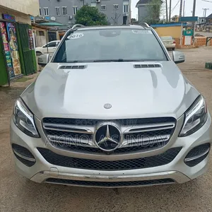 Mercedes-Benz GLE-Class 2016 Silver