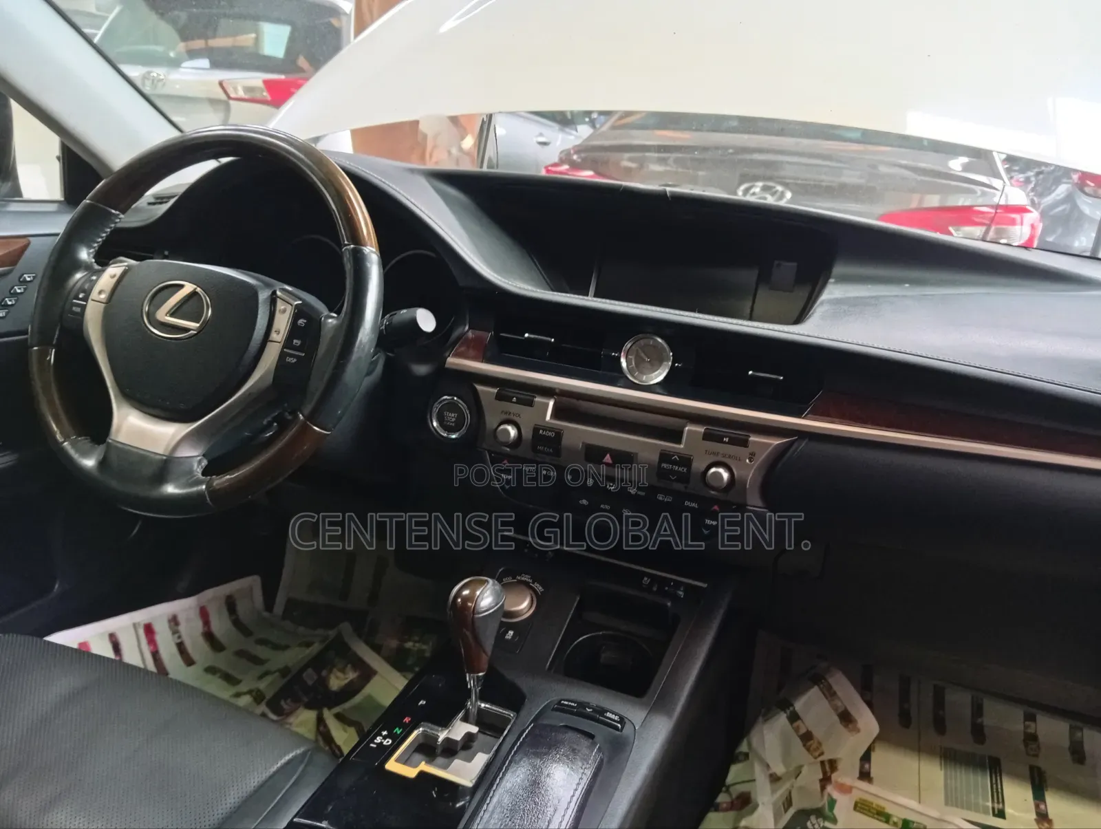 Lexus ES 2014 White