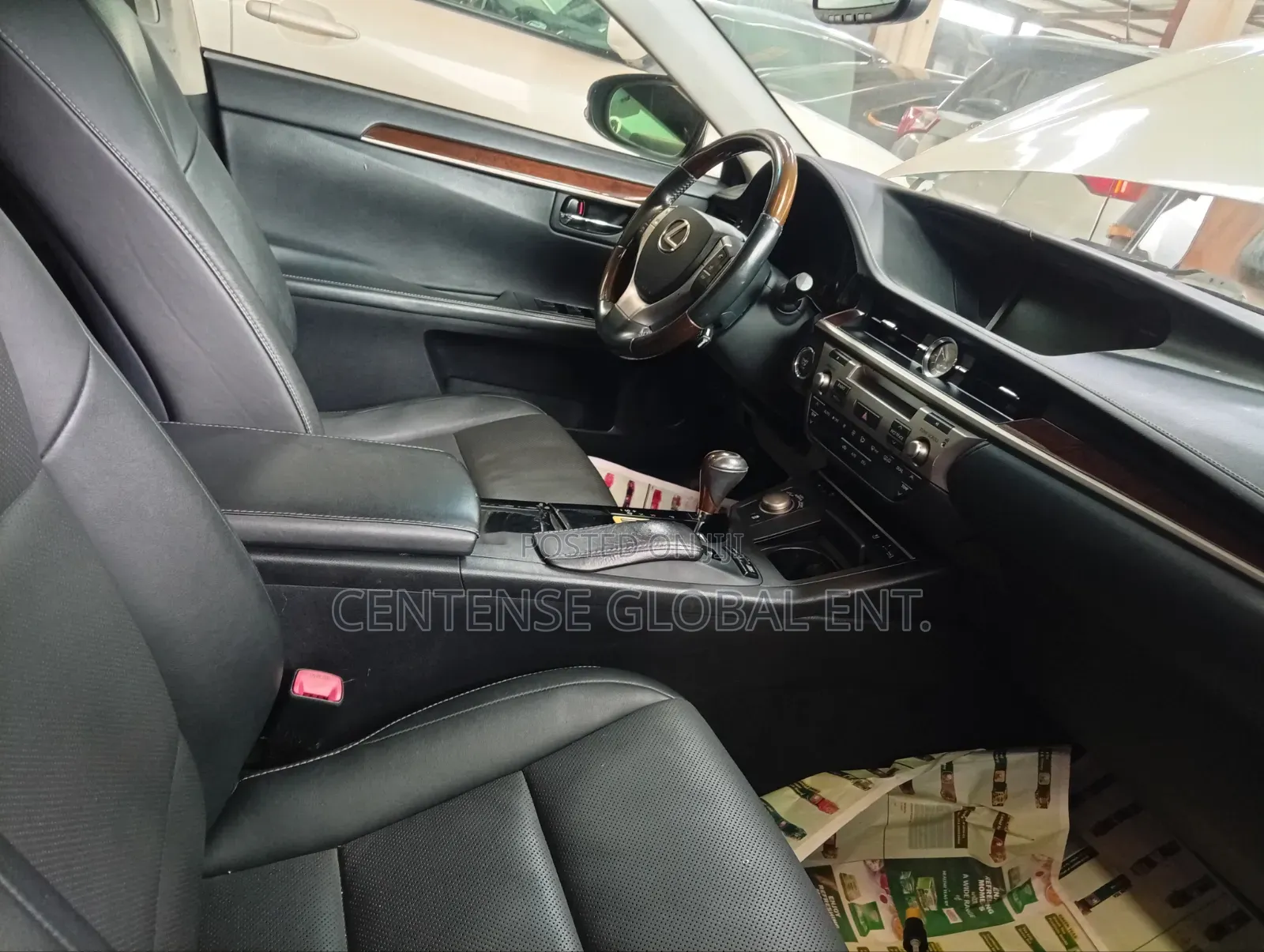 Lexus ES 2014 White