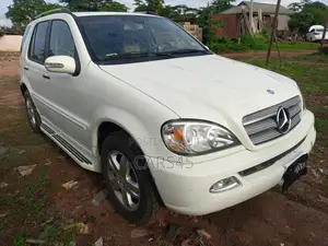 Mercedes-Benz M Class 2004 White