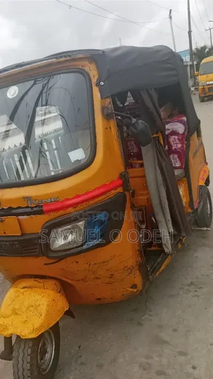 Tricycle TVS