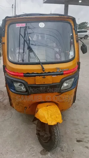 Tricycle TVS