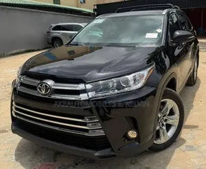 Toyota Highlander 2016 Black