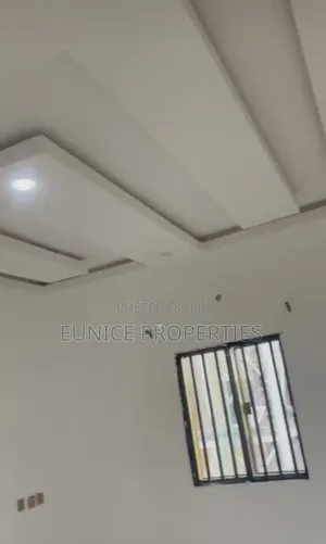 2bdrm Block of Flats in Eunice Properties, Benin City for rent