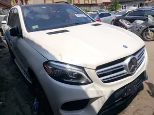 Mercedes-Benz GLE-Class 2017 White