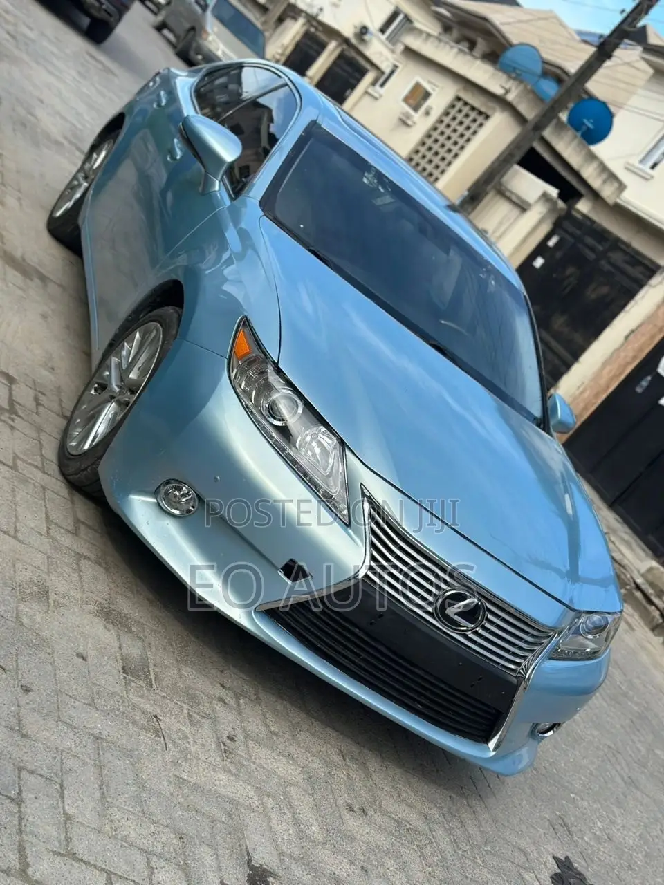 Lexus ES 2013 Blue