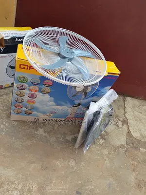Qasa 18 Inch Rechargeable Standing Fan Digital Display+1-9 Speed
