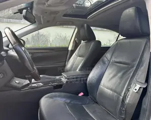 Lexus ES 2013 Blue