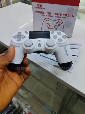 Wireless Game Controller