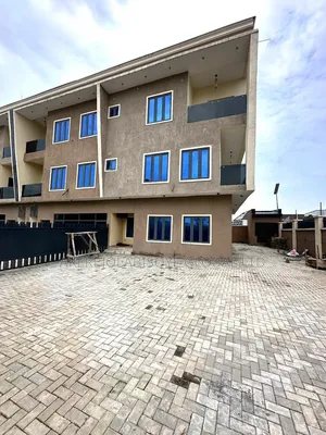 4bdrm Duplex in Lifecamp Abuja for sale