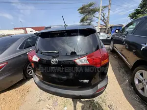 Toyota RAV4 Limited 4dr SUV (2.5L 4cyl 6A) 2015 Black