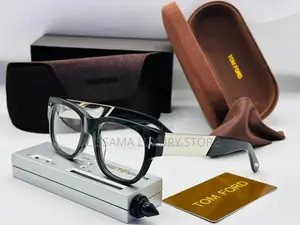 Tom Ford Luxury Woo Designer Glasses –  Stylish & Premium Quality