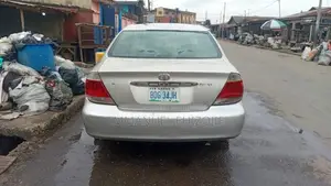 Toyota Camry 2004 Silver