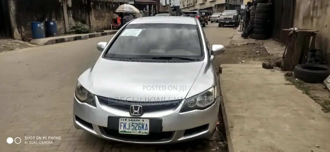 Honda Civic 2006 Silver