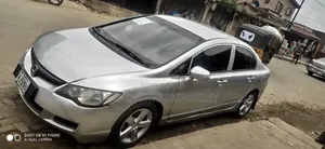 Honda Civic 2006 Silver