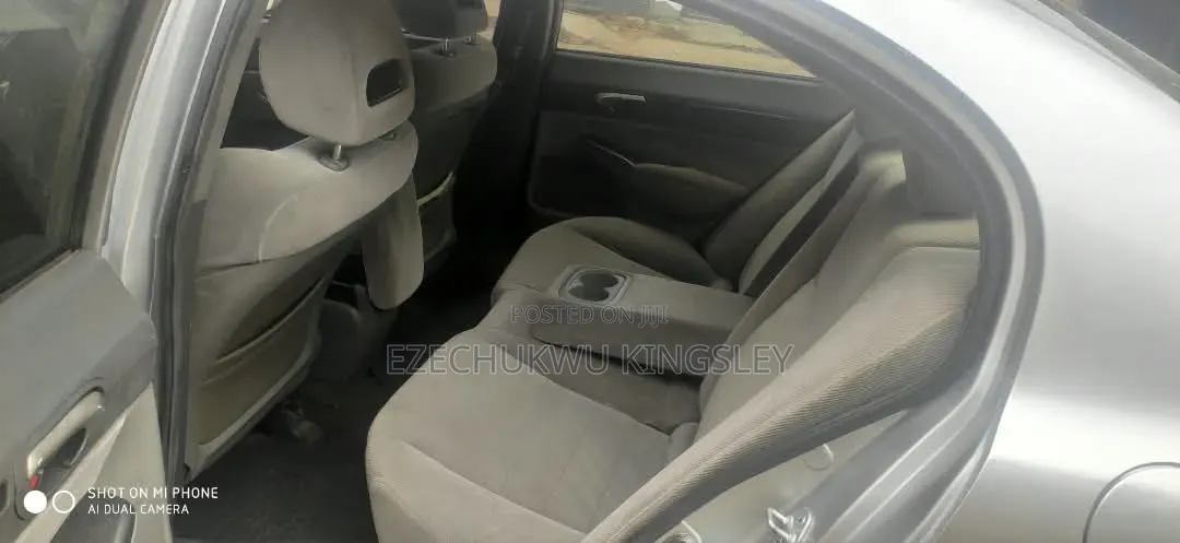 Honda Civic 2006 Silver