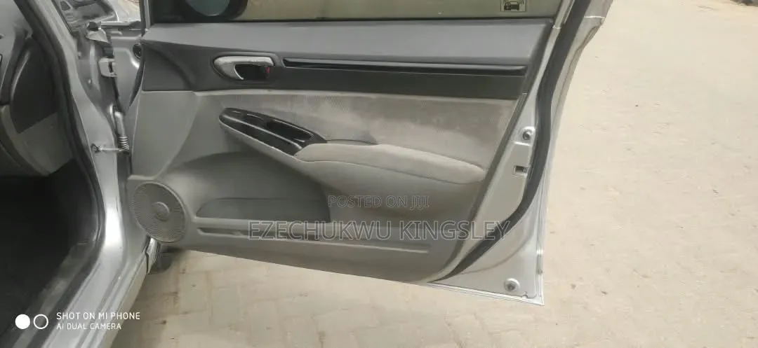 Honda Civic 2006 Silver