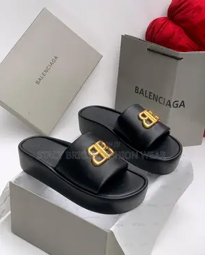 Balenciga Luxury Wage Original Comes With Full Package