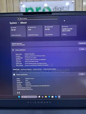 New Laptop Alienware 18 Area-51 32GB Intel Core Ultra 9 SSD 1T