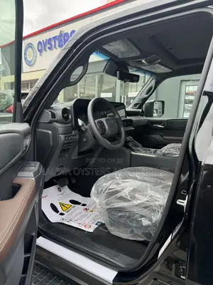 New Toyota Land Cruiser Prado 2.4 Hybrid 2024 Black