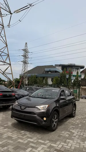 Toyota RAV4 2018 Gray