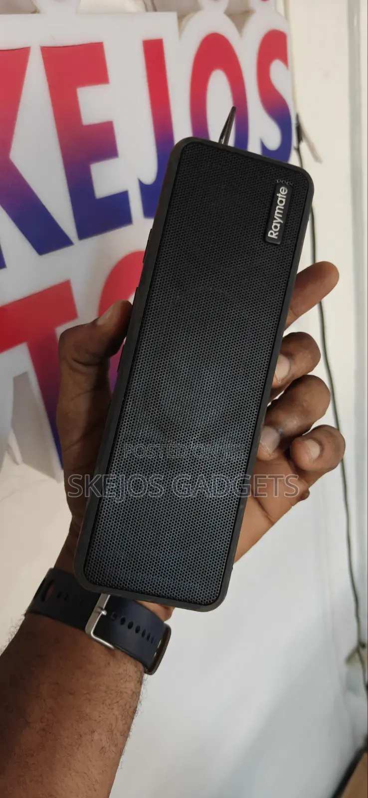 Raymate R5 Portable Bluetooth Speaker