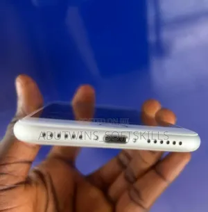 Apple iPhone 7 32 GB Silver