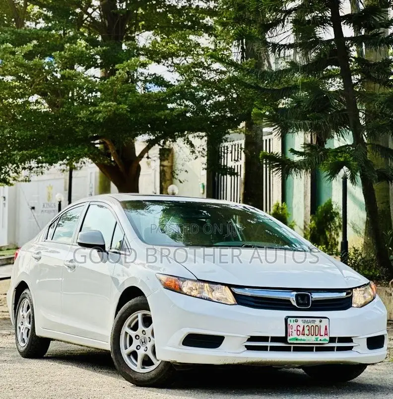 Honda Civic 2012 White
