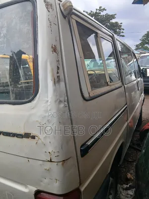 Volkswagen Transporter 1996 White