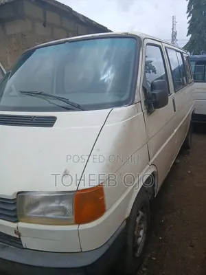 Volkswagen Transporter 1996 White