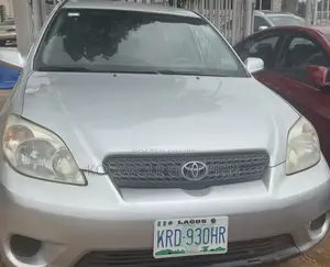Toyota Matrix 2005 Silver