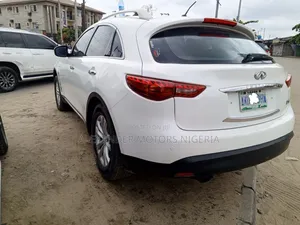 Infiniti FX 2010 White