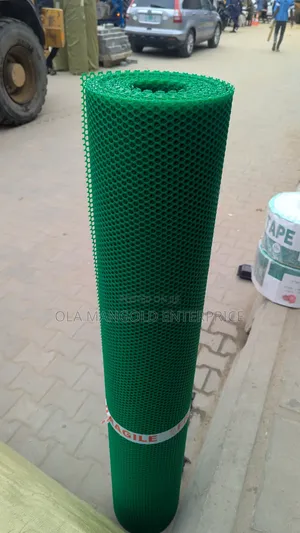 Plastic Mesh 1.5x30m for Poultry,fencing ,Gardening ,Safety and So On