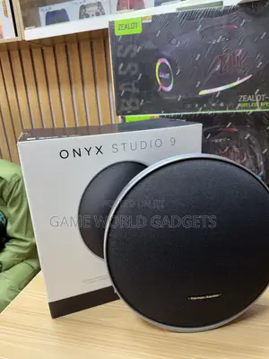 Onyx Studio9