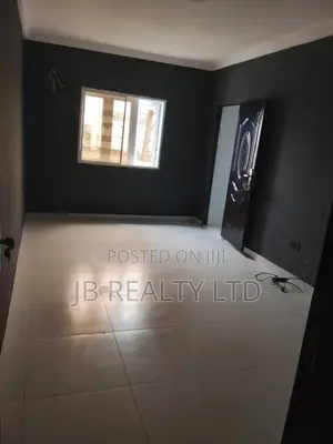 3bdrm Apartment in Orchid Road, Lekki for rent