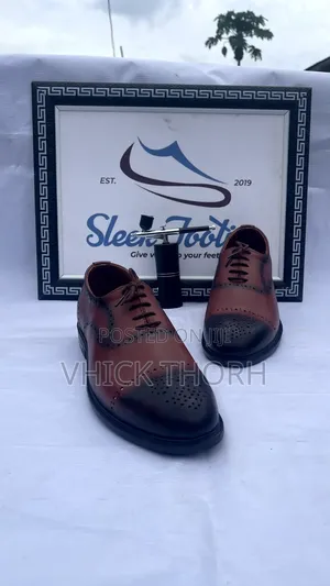 Brown Oxford Brogue in Size 44/45