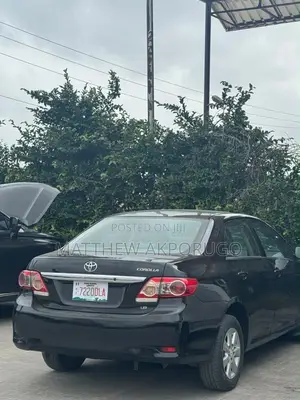 Toyota Corolla 2010 Black