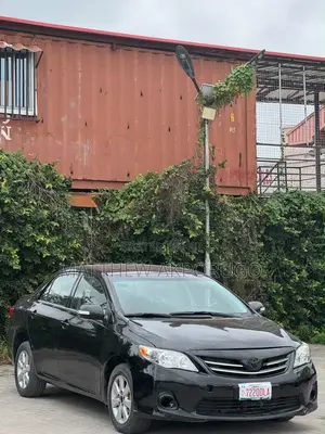 Toyota Corolla 2010 Black