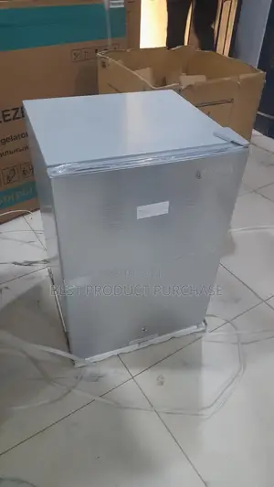 Glamstar GFR-90S-E Fridge for Modern Homes
