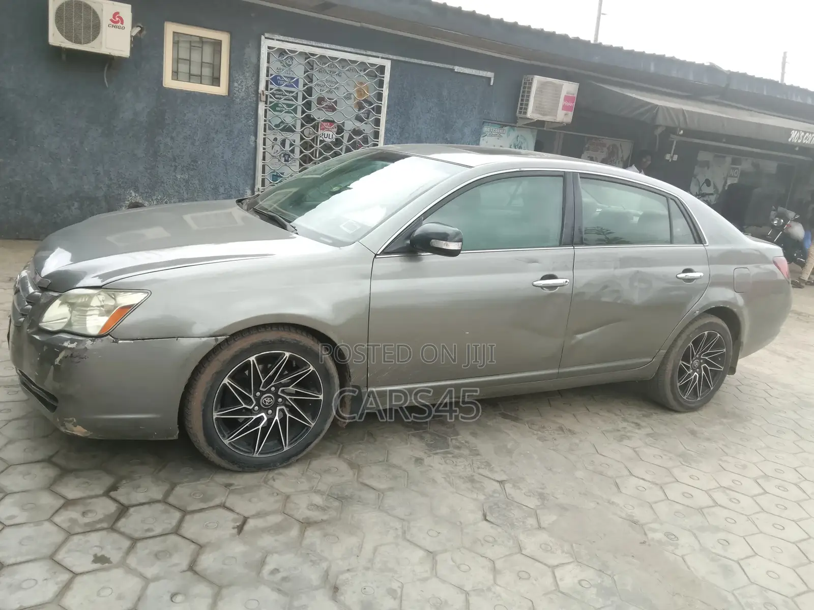 Toyota Avalon 2006 Gray