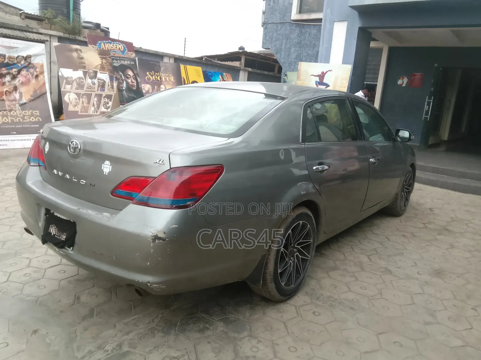 Toyota Avalon 2006 Gray