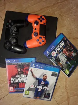Slim Ps4 With Two Pads and Games
