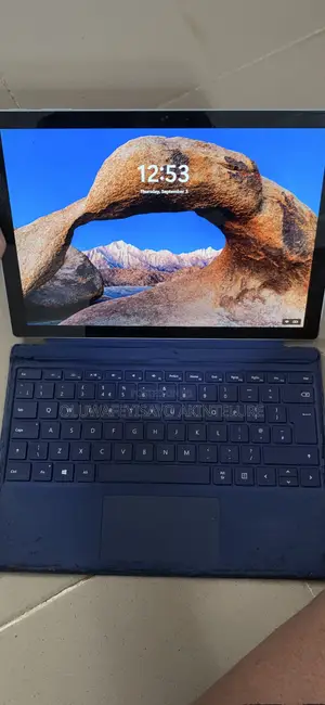 Laptop Microsoft Surface Pro 6 8GB Intel Core 5 HDD+SSD 256GB