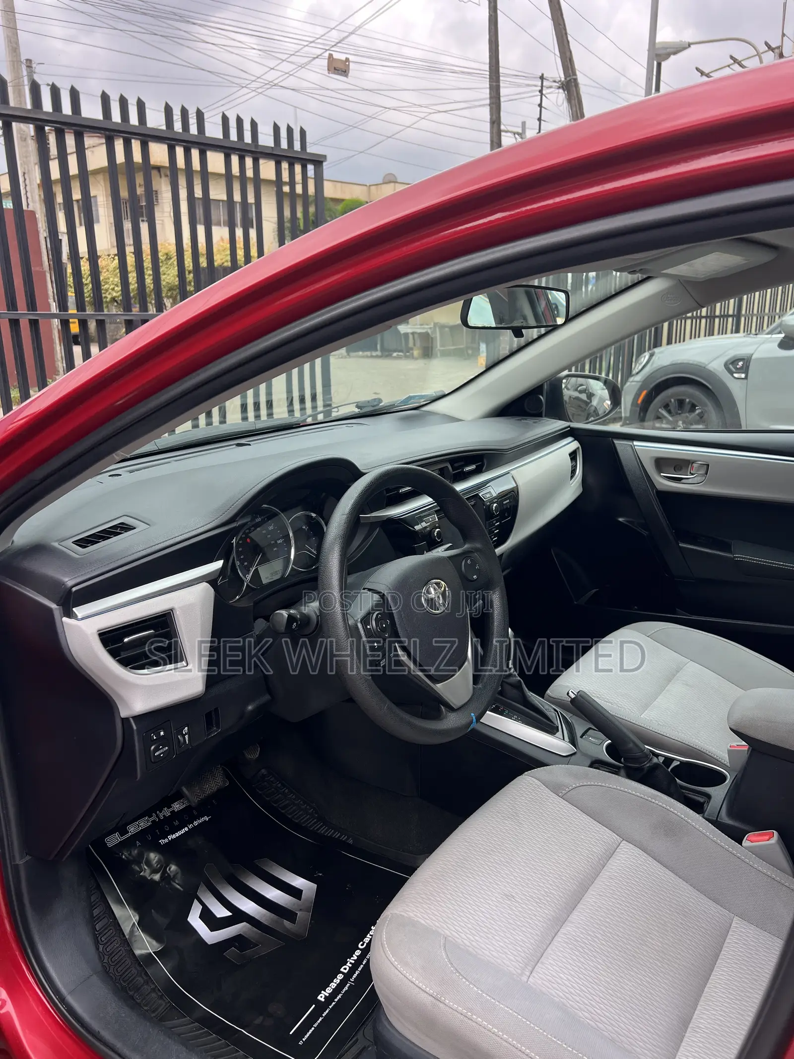 Toyota Corolla 2014 Red