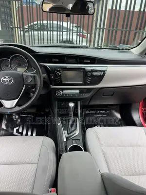 Toyota Corolla 2014 Red
