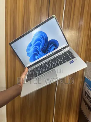 Laptop HP EliteBook 840 G8 16GB Intel Core i7 SSD 512GB