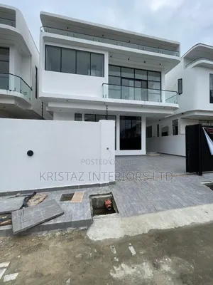 4bdrm Duplex in Lekki Phase 2 for sale