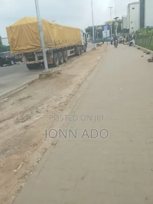 We Sell Dangote and Bua Cement