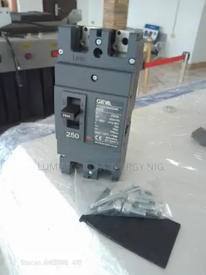 Geya 320a Grm3-350hu Battery Dc McCb